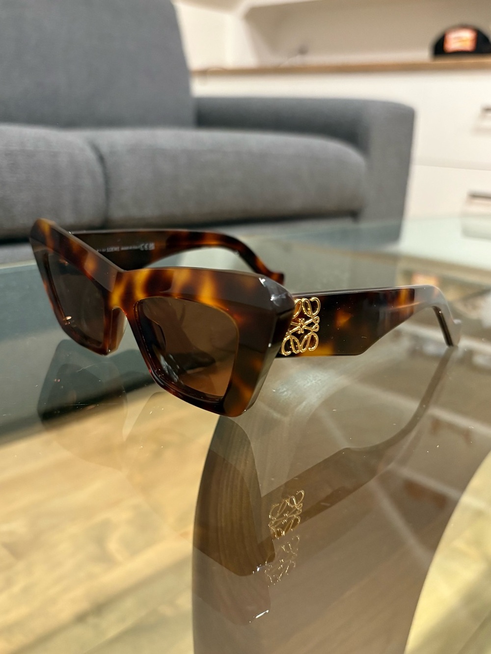 Loewe Tortoiseshell Brown & Gold Oversized Square Sunglasses - Picture 5 of 9